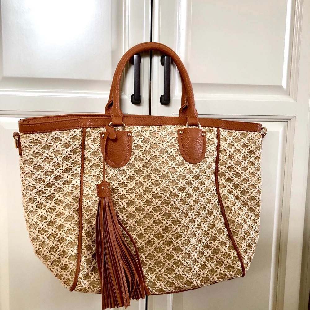 Tote bag